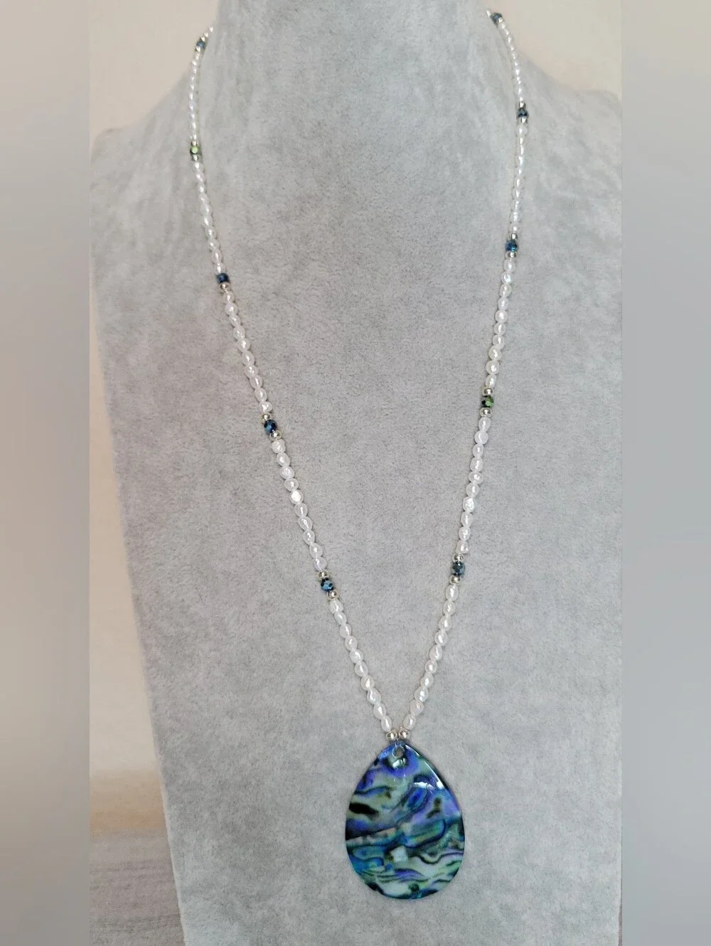 Stunning Artisan Abalone Shell Teardrop Pendant Freshwater Rice Pearl Necklace
